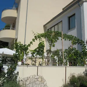 https://apartments-eva-pula.pula-hotels.org