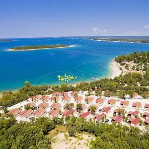 https://apartments-dina.pula-hotels.org