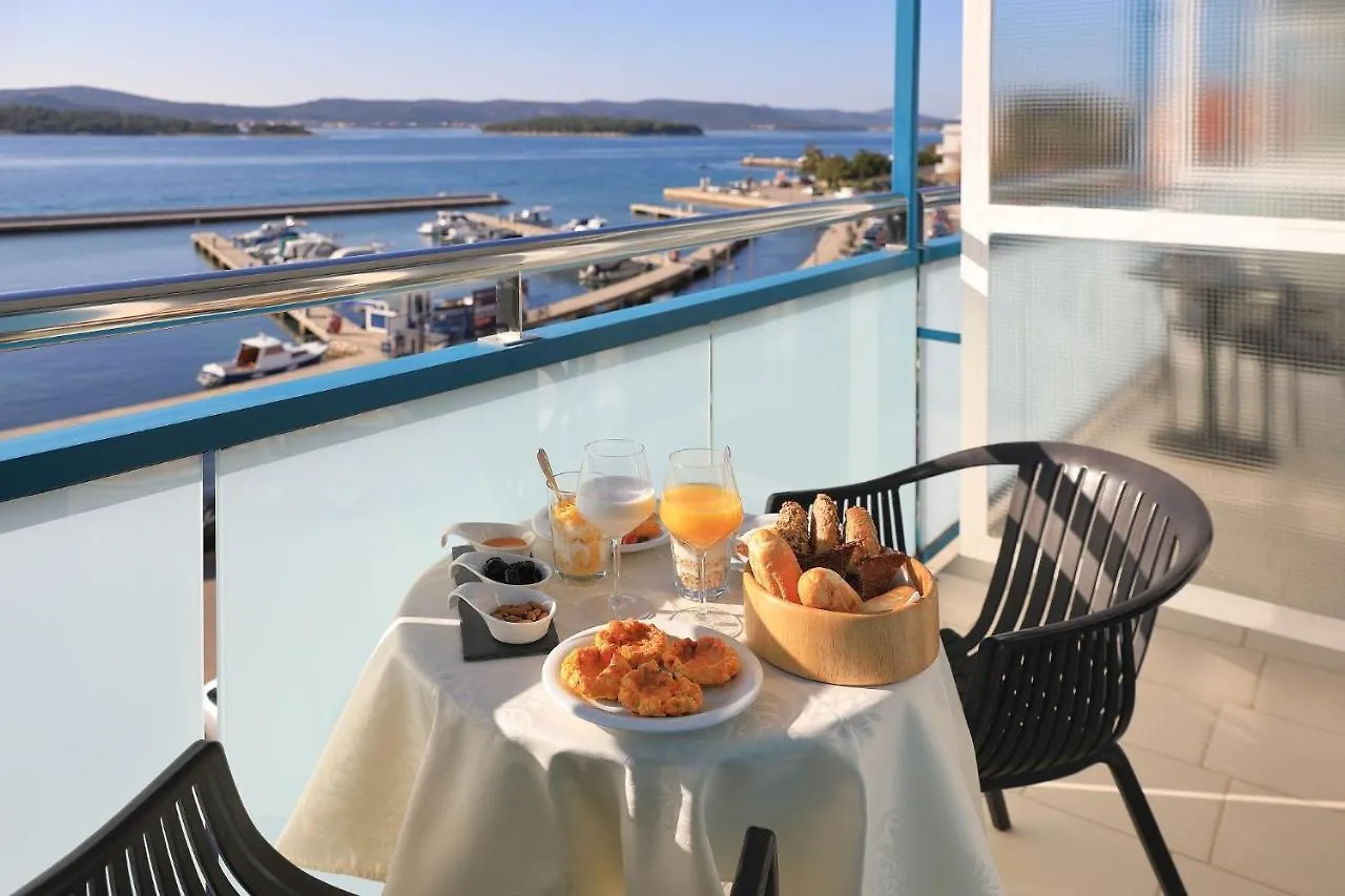 Hotel Kornati Биоград-на-Мору