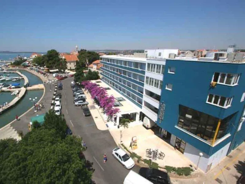 Hotel Kornati Биоград-на-Мору